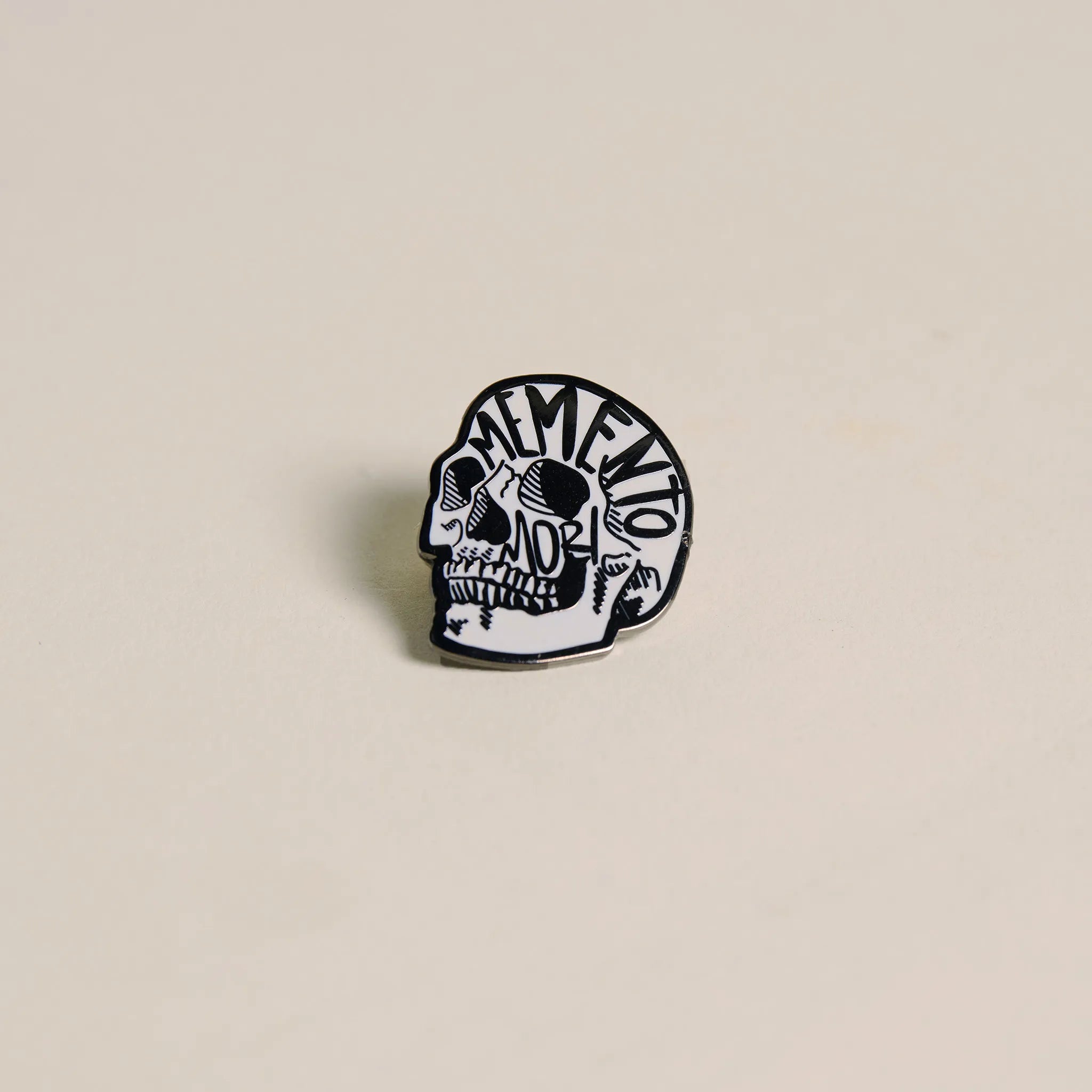 Memento Skull Pins for the Trashy Boy